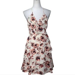 Romeo + Juliet Sleeveless Floral Wrap Mini Dress in Cream and Rose Size Large